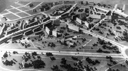 Vista da maquete do plano urbanístico vencedor do concurso de 1953