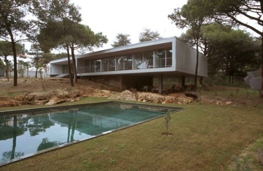 Casa em Cascais, Cascais, Portugal, 2002. Arquiteto Eduardo Souto de Moura
