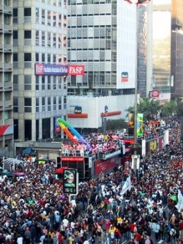 Parada LGBT 2009 na Avenida Paulista, em São Paulo