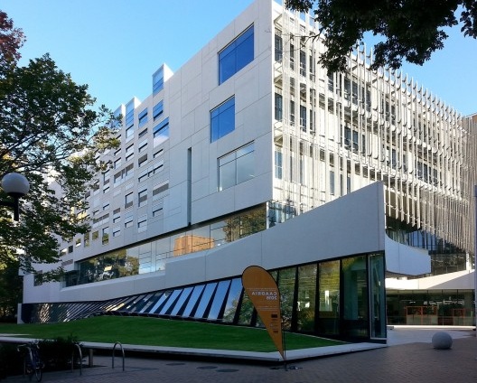 O exterior da Melbourne School of Design