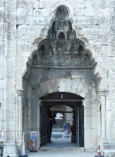 Porta da madrasa Dündar Bey. Egirdir, 2012