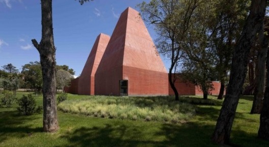 Museu Paula Rego, Cascais, Portugal, 2008. Arquiteto Eduardo Souto de Moura