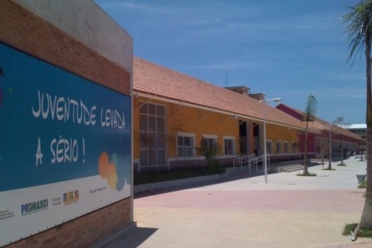 Biblioteca Parque Manguinhos.