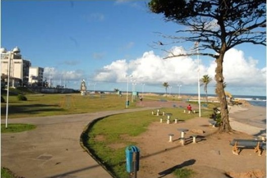 Praça Wilson Lins na Pituba