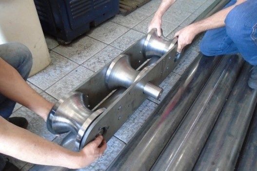 Guto Lacaz, “Adoraroda”, fabricação, Largo da Batata, São Paulo, 2017