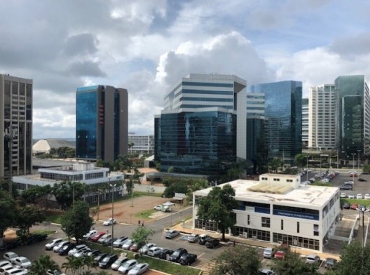 A vegetação está presente no Setor Comercial Norte do Plano Piloto de Brasília