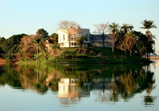 Cassino da Pampulha, atual Museu de Arte da Pampulha, Belo Horizonte, 1942, arquiteto Oscar Niemeyer