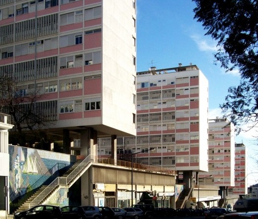Conjunto Habitacional da Avenida Infante Santo, Lisboa, 1955-1960, perspectiva geral. Alberto José Pessoa, Hernâni Gandra e João Abel Manta (arquitetura)