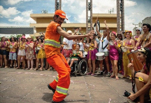 Praça da Estação, carnaval de rua bloco Então Brilha, Belo Horizonte, 2013