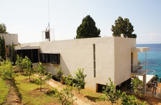 Casa E1027, Roquebrune-Cap-Martin, França. Arquiteta Eileen Gray, 1926-1929