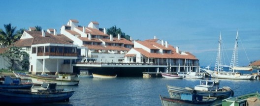 Hotel Porto do Sol, Guarapari. Arquiteto Paulo Casé, 1975