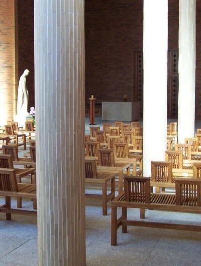 Mosteiro de Nossa Senhora das Graças, interior da Igreja dos Fiéis, Belo Horizonte, 1949-1999