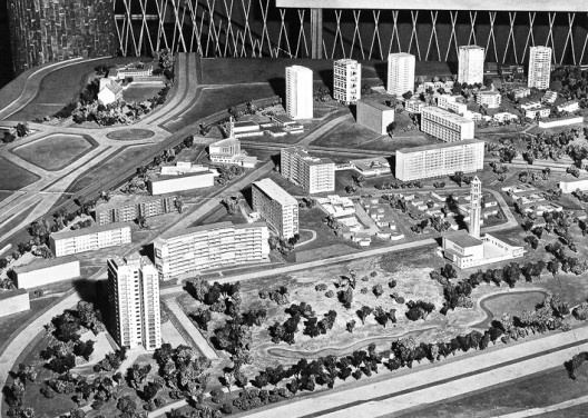 Foto da maquete com a versão final do projeto