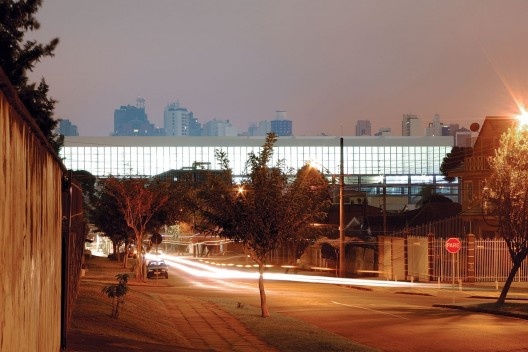 Complexo Esportivo e Cultural Clube Atlético Paranaense, Curitiba. Arquiteto Carlos Arcos