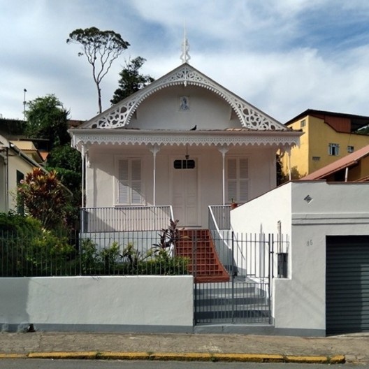 Chalé romântico na rua Paulino Afonso, n. 86