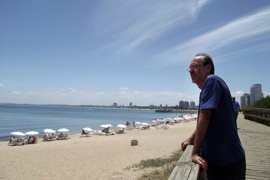 Mauro Ferreira na praia fluvial de Punta del Leste
