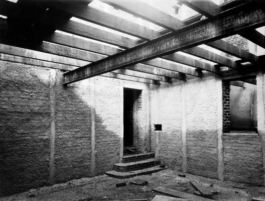 Construção do Pavilhão Photographico, interior da sala principal do pavimento semienterrado, c. 1941