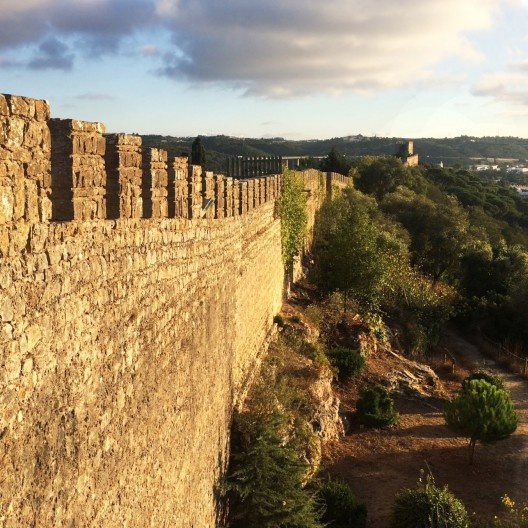 Óbidos, muralha e o entorno