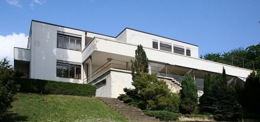 Mies Van der Rohe, Casa Tugendhat, Brno, 1930
