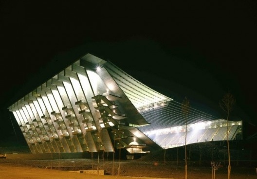 Estádio Municipal, Braga, Portugal, 2003. Arquiteto Eduardo Souto de Moura