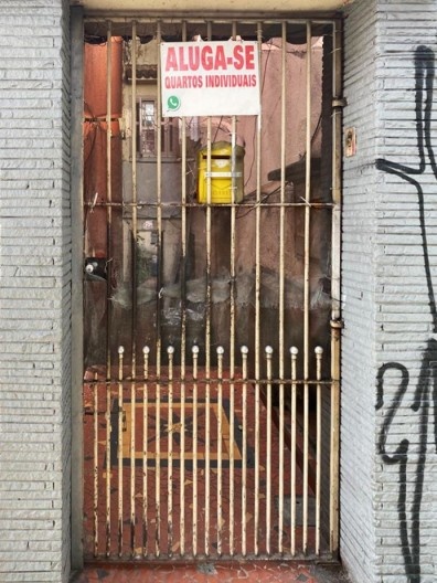 Ensaio "Portas de cortiços paulistanos"