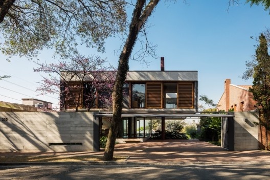 Casa Villa Lobos, 2018, São Paulo SP Brasil. Arquitetos Cristiane Muniz, Fabio Valentim, Fernanda Barbara e Fernando Viégas/ Una Arquitetos
