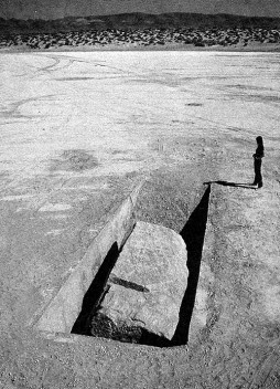 Displaced / Replaced Mass, Michael Heizer, 1969