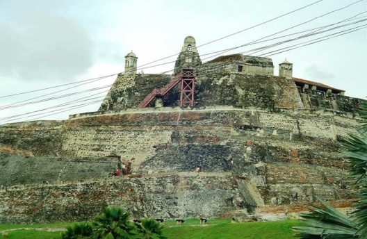 Castillo de San Felipe de Barajas, construído entre os séculos XVI e XVII