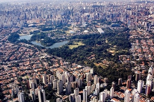 Desafios para arquitetos urbanistas na construção de uma cidade socialmente sustentável no pós-pandemia de Covid-19