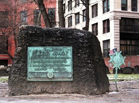 Lápide de Samuel Adams (1722-1803). Cranary Burial Ground, Boston MA