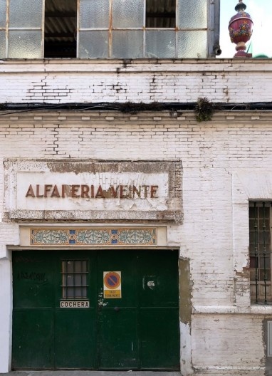 Oficinas de cerâmica no bairro de Triana