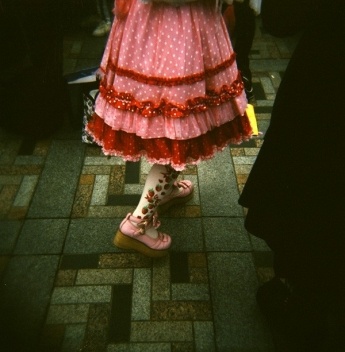 Moranguinho, em Harajuku, câmera Holga