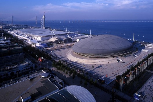 Pavilhão Atlântico, Lisboa, vista aérea do conjunto. Arquiteto Regino Cruz + SOM