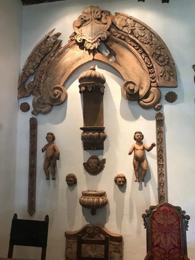 Obra exposta de Veiga Vale no museu de arte sacra de Goiás Velho