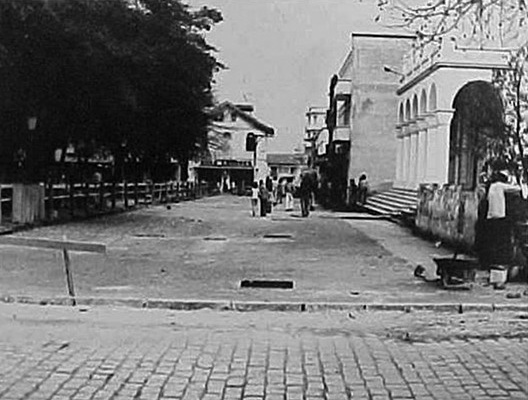 Início das obras do calçadão em frente a Igreja Matriz