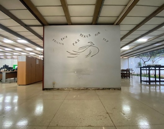 Pintura mural de autoria de Oscar Niemeyer no SG 10 – Ceplan, maio 2022
