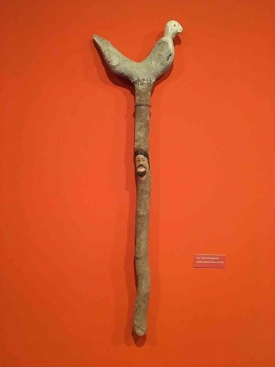 Exposição Véio – a Imaginação da Madeira, curadoria de Agnaldo Farias e Carlos Augusto Calil