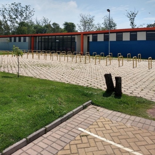 Bicicletário do Parque Helena, vazio no horário da visita técnica