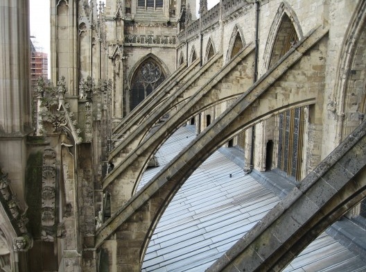 Catedral de York Minster, Inglaterra. Arcobotantes tradicionais