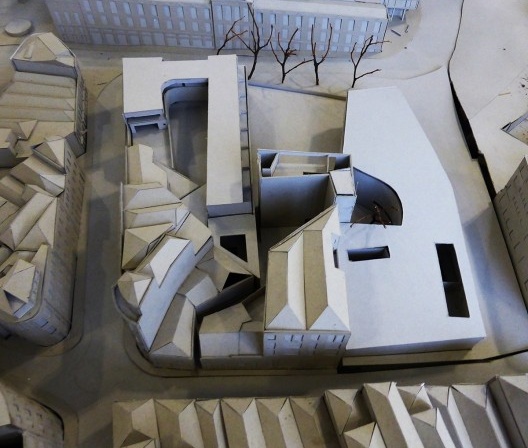 Relação do edifício com o sítio - Trabalho de Rita Câncio para a disciplina de Projeto 2 na FAUP.