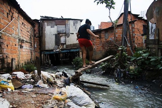 Os reflexos da pandemia do Covid-19 nas moradias da população de baixa renda
