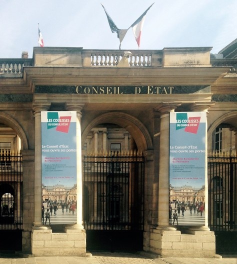 Entrada da exposição. Evento \"Patrimoine du XXIe Siècle, une histoire d'avenir\", Paris