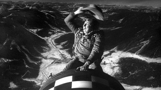 Cena do filme Dr. Fantástico (Dr. Strangelove, 1964), direção de Stanley Kubrick