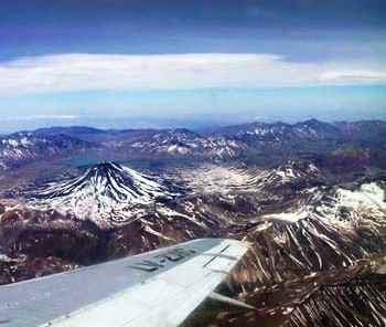 Da janela do avião, a Cordilheira dos Andes