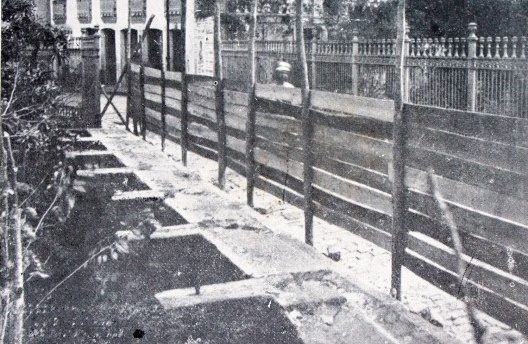 Obras de restauração na Ponte dos Contos, detalhe dos cachorros e da retirada das grades, Ouro Preto MG