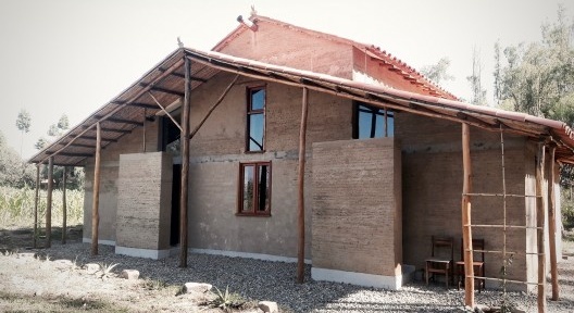 Vivienda T, Tarija, Bolivia, 2020. Arquitecto Mechthild Kaiser; colaborador Mauricio Méndez / Estudio de arquitectura y Planificación Kaiser