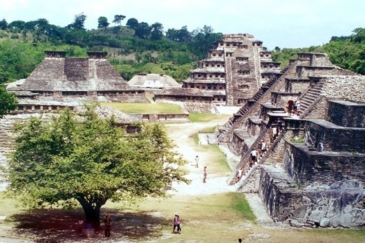 El Tajín, ca.2003. Vista de conjunto