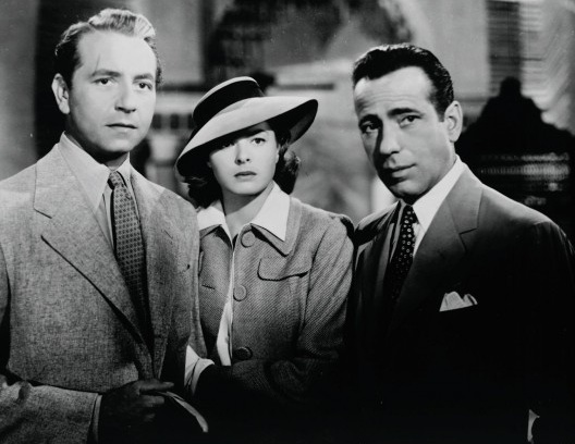 Fotograma do filme Casablanca, com Humphrey Bogart, Ingrid Bergman e Paul Henreid