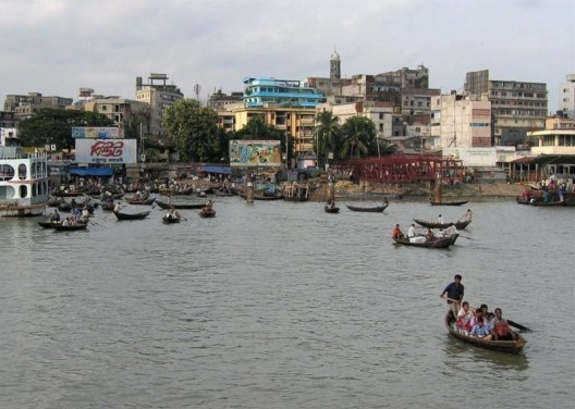 Porto Sadarghat em Dhaka, capital de Bangladesh