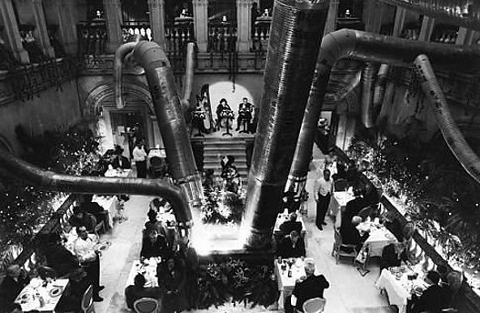 Brazil, 1985. Direção de Terry Gilliam